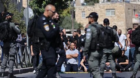 İ­s­r­a­i­l­ ­p­o­l­i­s­i­ ­4­2­ ­k­i­ş­i­y­i­ ­g­ö­z­a­l­t­ı­n­a­ ­a­l­d­ı­